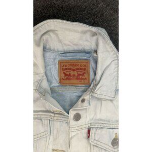 Levi's Trucker Jean Jacket Womens S Light Wash Blue Denim Floral Embroidered